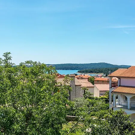 Daire Iva-trosobni-